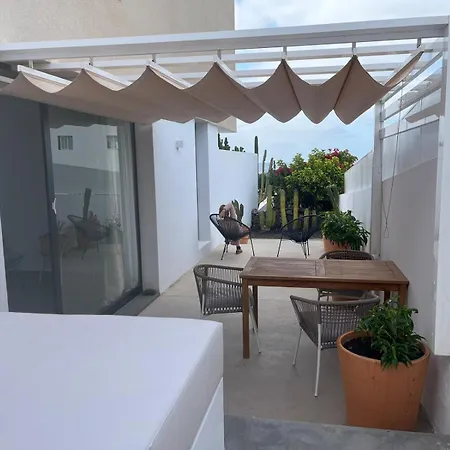 Jurel, Comodo Estudio Junto Al Mar Punta Mujeres